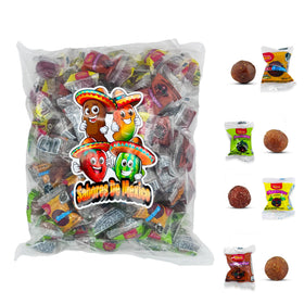 Sabores De Mexico Vero Pica Fresa Pica Goma Mix close-up shows strawberry heat perfect for sharing