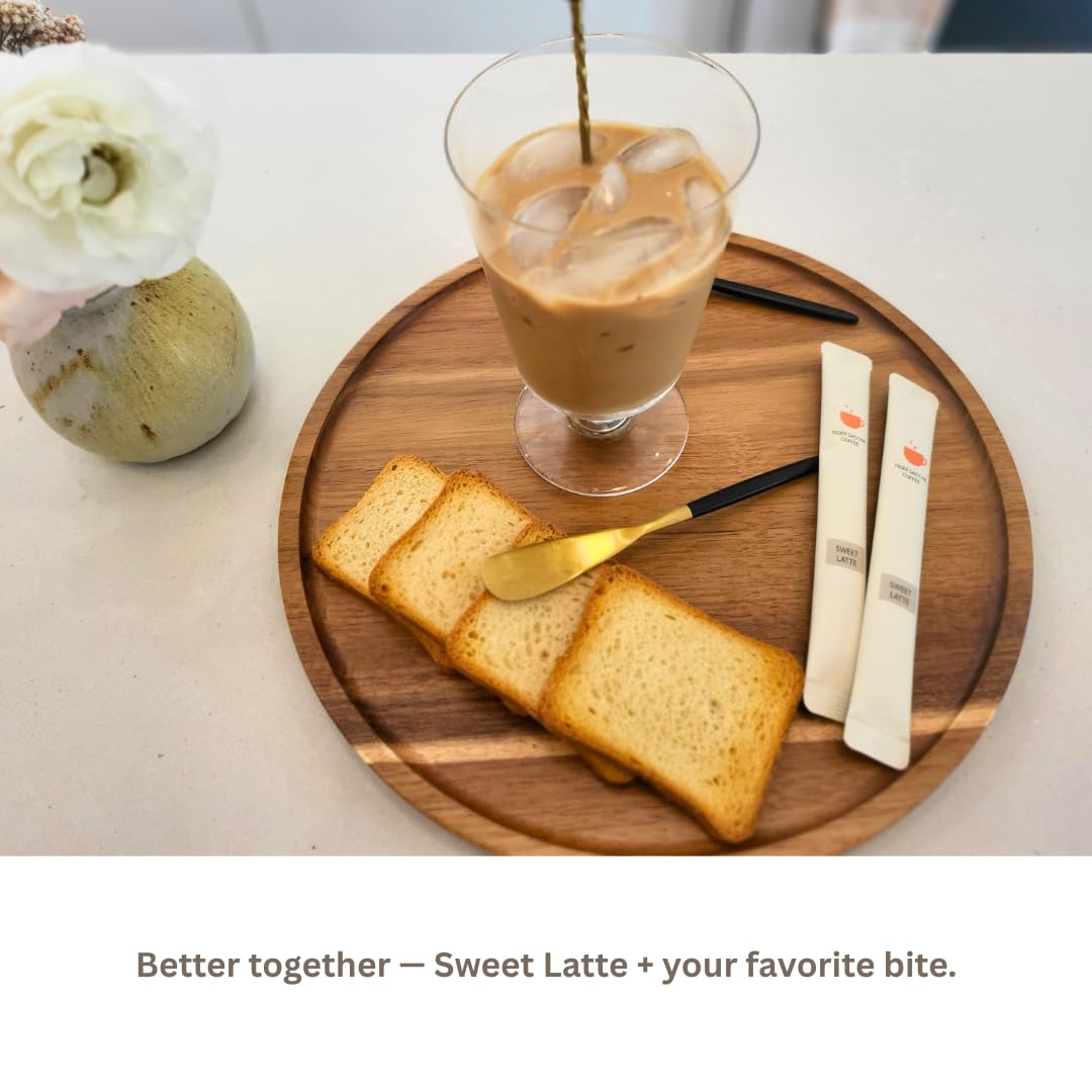 Creamy milk layer enhances latte smoothness and aroma