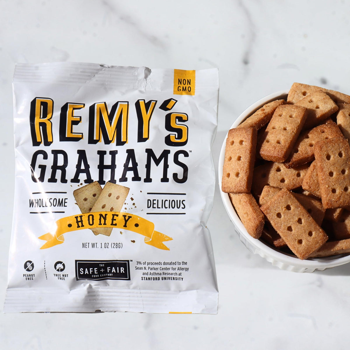 Clean label badge underscores non-GMO and Kosher safety standards.