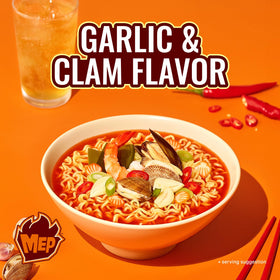 Samyang MEP Garlic Clam Ramen ingredients with clams, shrimp, squid.