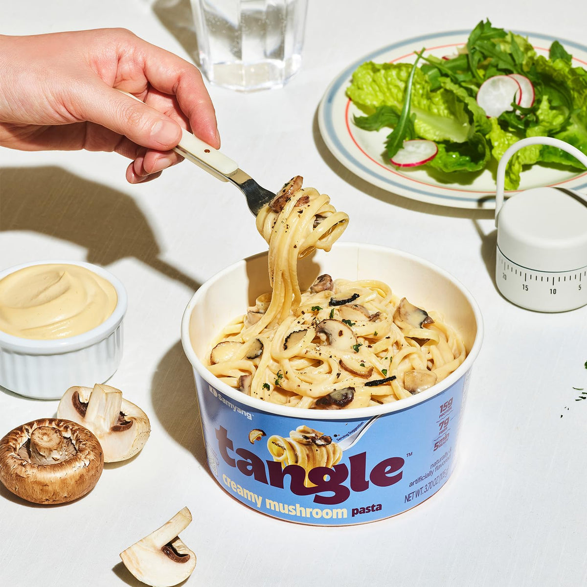 Samyang Tangle al dente air-dried linguine offers a firm bite that holds sauce.
