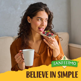 Sanissimo Salmas cracker-crisp texture closeup, golden edges and savory aroma.