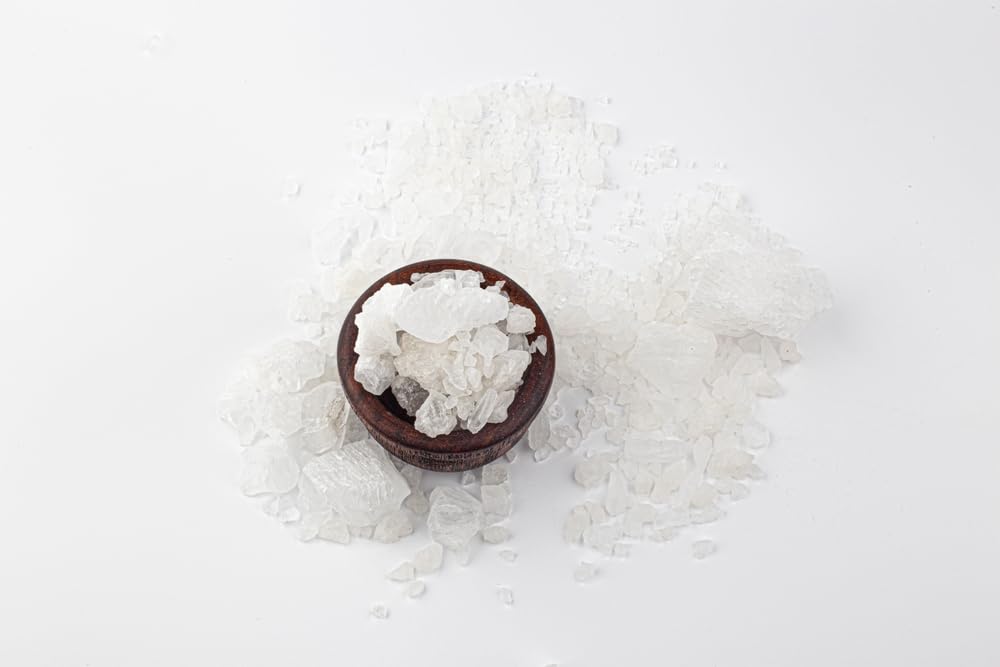 Sanniti Alum Powder kitchen-use close-up promotes versatile cooking and preservation tasks.
