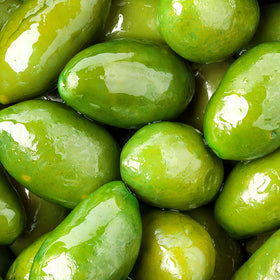 Sanniti Bella di Cerignola olives label emphasizes authentic Italian origin from Cerignola.