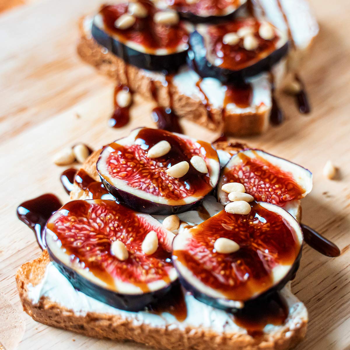 Sanniti Fig Glaze on kitchen shelf ready for cooking.