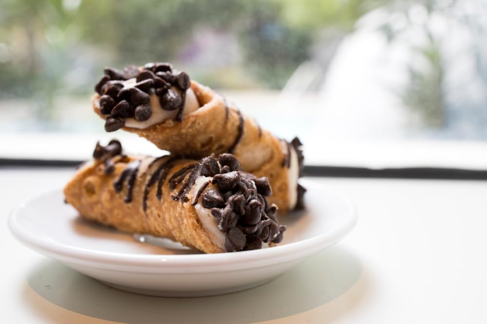 Sanniti mini shells deliver a crisp base for ice cream cannoli ideas.