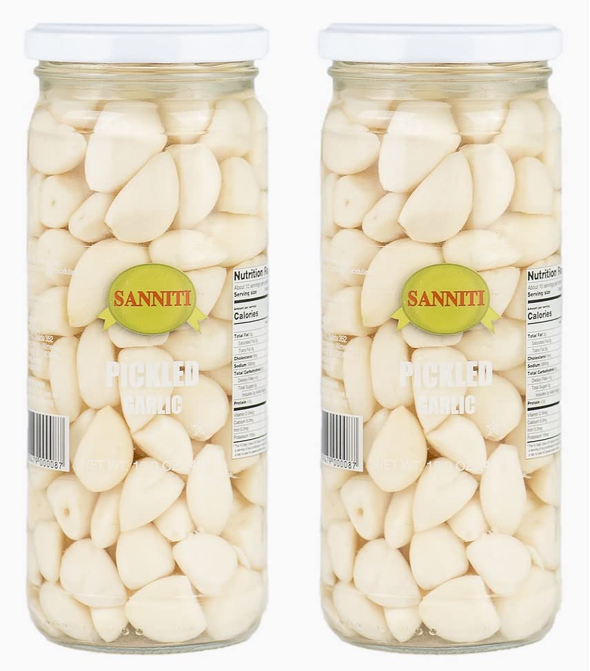 Sanniti pickled garlic bottle front, ideal for quick snacks on cheese boards
