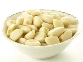 Sanniti pickled garlic serving idea image, perfect for charcuterie boards and recipes