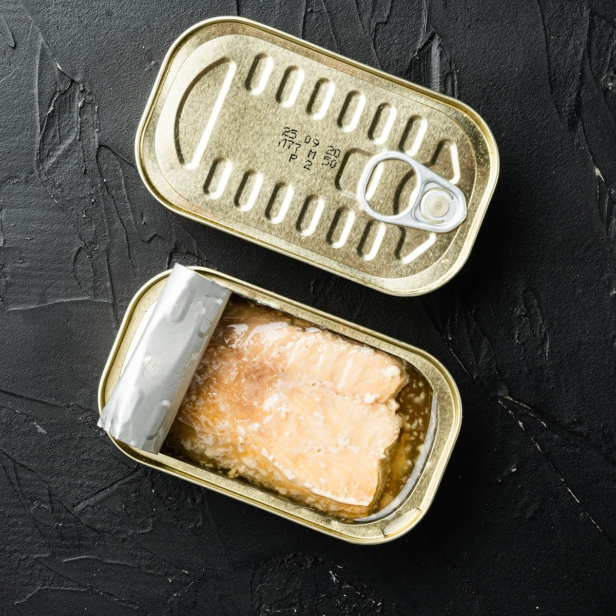 Sanniti smoked trout in oil ready-to-eat can is a convenient gourmet option