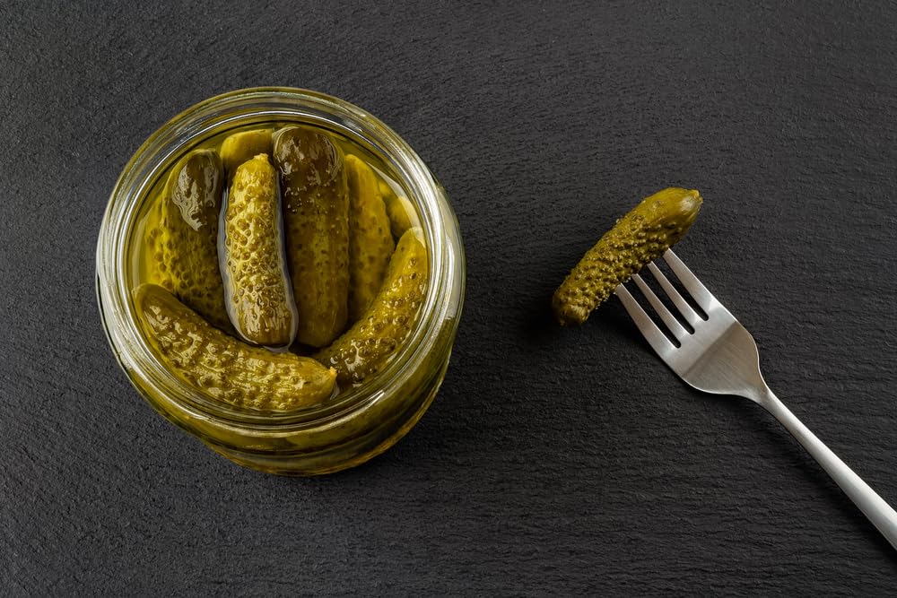 Ingredients label of Sanniti cornichons, oregano and dill visible.