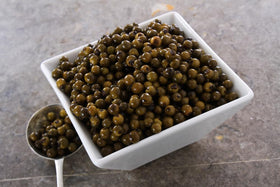 Sanniti tasting plate featuring green peppercorns and aroma