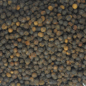 Open resealable pouch of SaraSpice Sarawak peppercorns preserves freshness.
