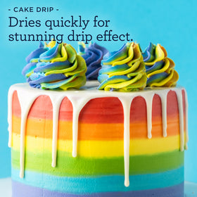 Satin Ice Cake Drip Black on cupcakes adds vibrant color and shine.