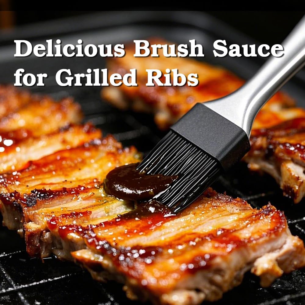 Sauce Grandmaster hoisin barbecuing glaze on grilled meat