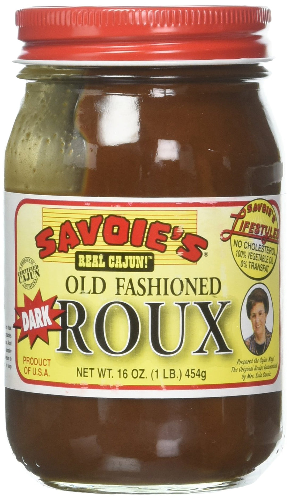 SAVOIE'S Old Fashioned Dark Roux bottle pour demonstrates quick, authentic Cajun flavor for gumbo.