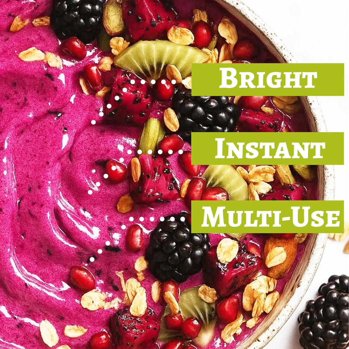 SEAYOFA dragon fruit powder dissolves smoothly in drinks for a bright, natural hue.