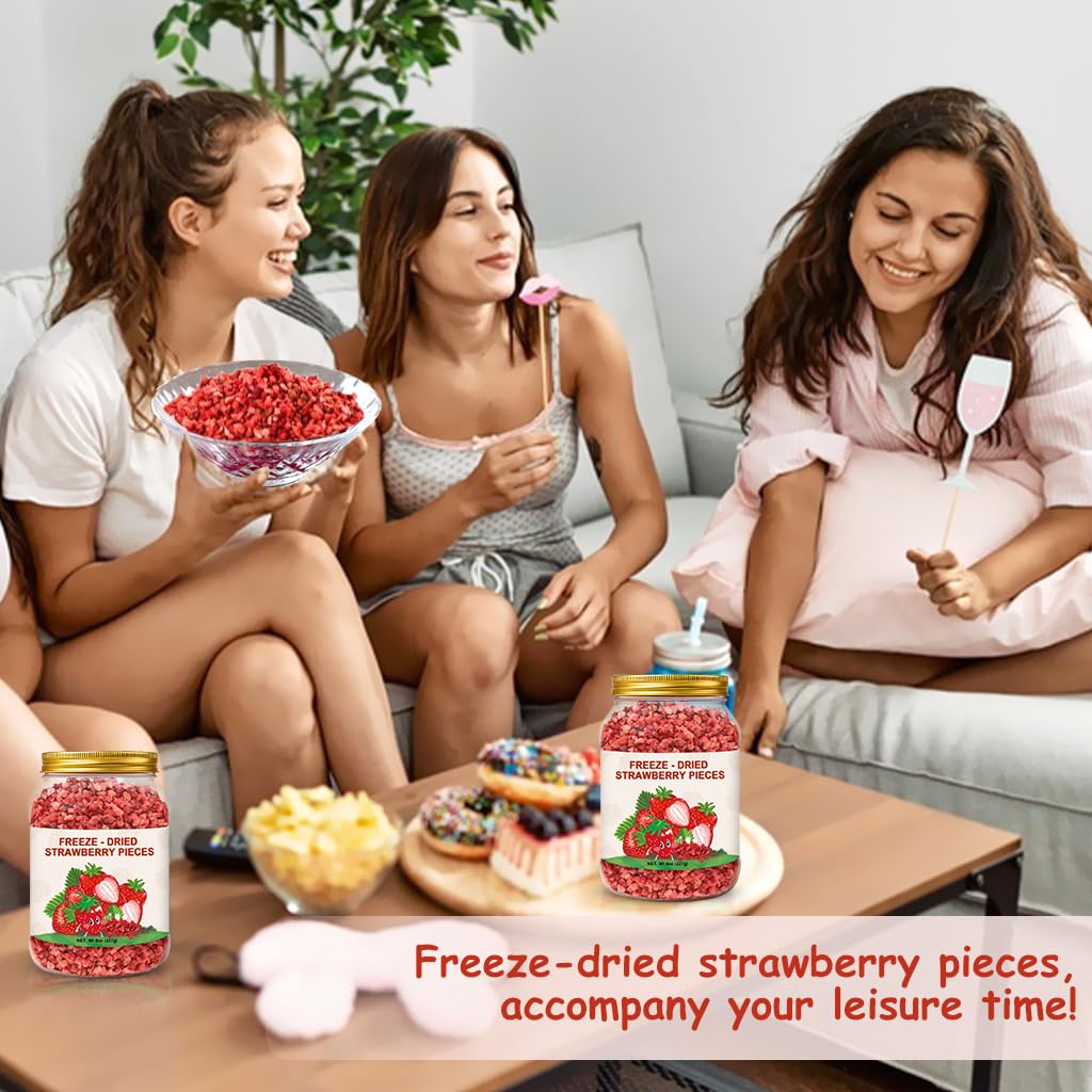 SEAYOFA natural freeze-dried strawberries delivering real fruit crunch.