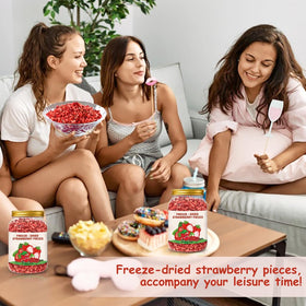 SEAYOFA natural freeze-dried strawberries delivering real fruit crunch.