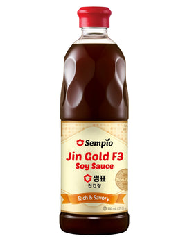 Sempio Jin Gold F3 bottle pour highlights rich umami for quick weeknight stir-fries.