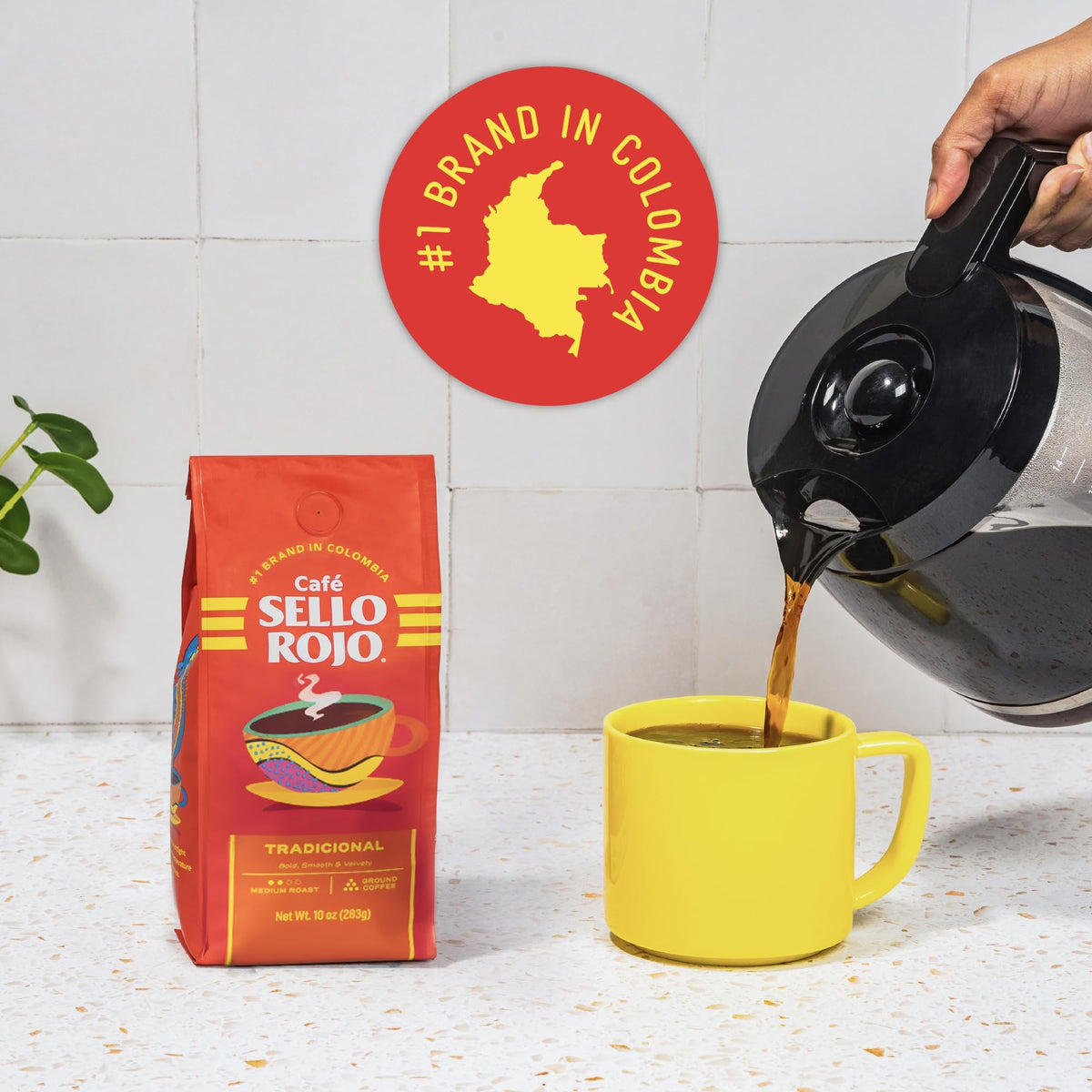 Sello Rojo Tradicional showcases Colombian heritage with a bold roast profile.