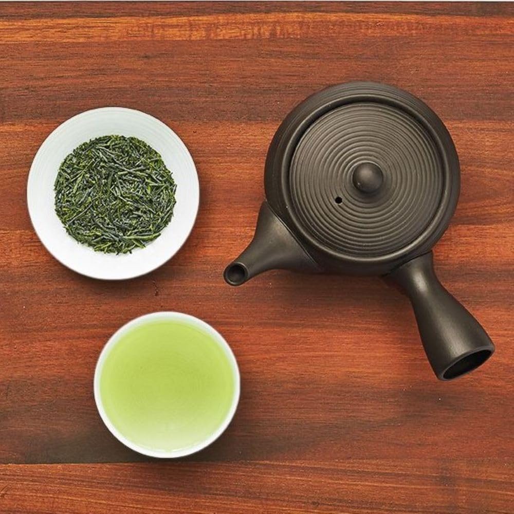 Senbird Gyokuro jade tea liquor in cup emphasizing mellow sweetness