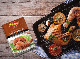 Shan butter chicken spice mix enhances creamy tomato curries.
