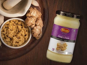 Shan Garlic Paste with fresh garlic cloves signals natural ingredients.