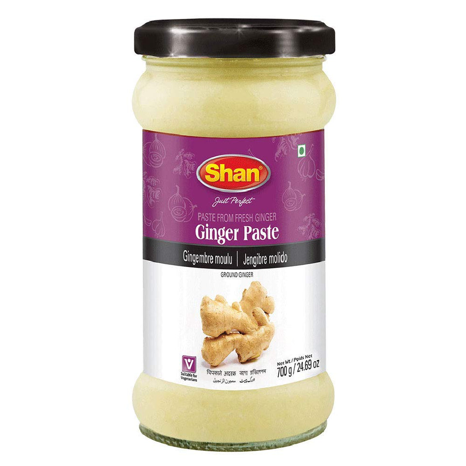 Shan Ginger Paste jar close-up showing glossy glass container for quick, aromatic curries