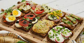 Shibolim flaxseed bread omega-3 visual highlighting daily nutrition.