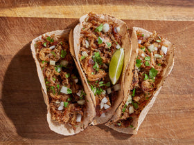 Siete Carnitas seasoning with grain-free tortillas ready to serve.