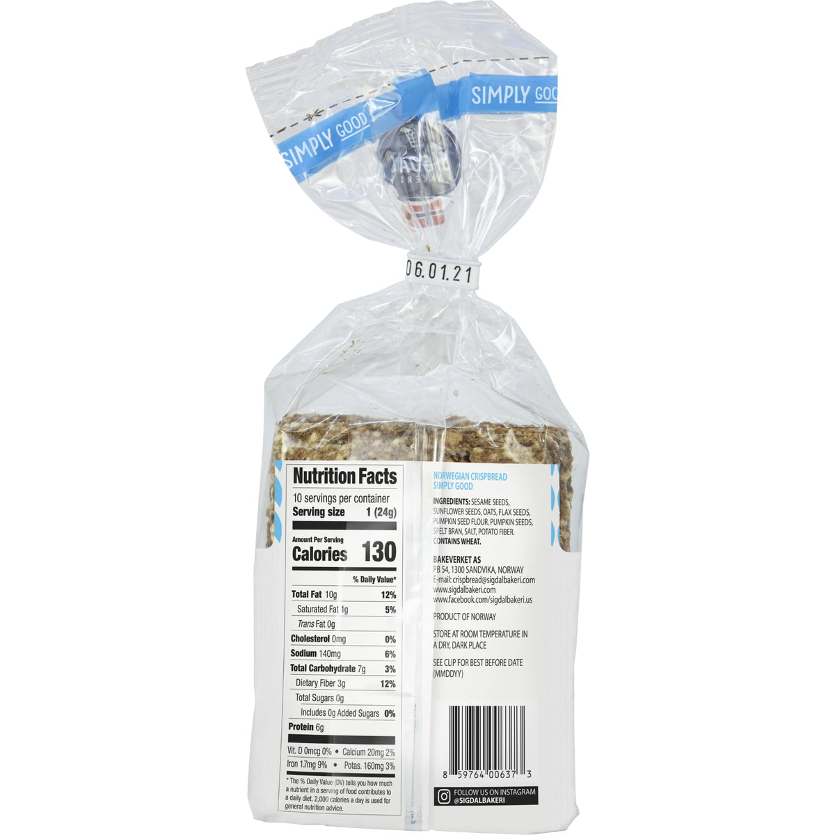 Sigdal Simply Good Crispbread served with toppings for a satisfying breakfast