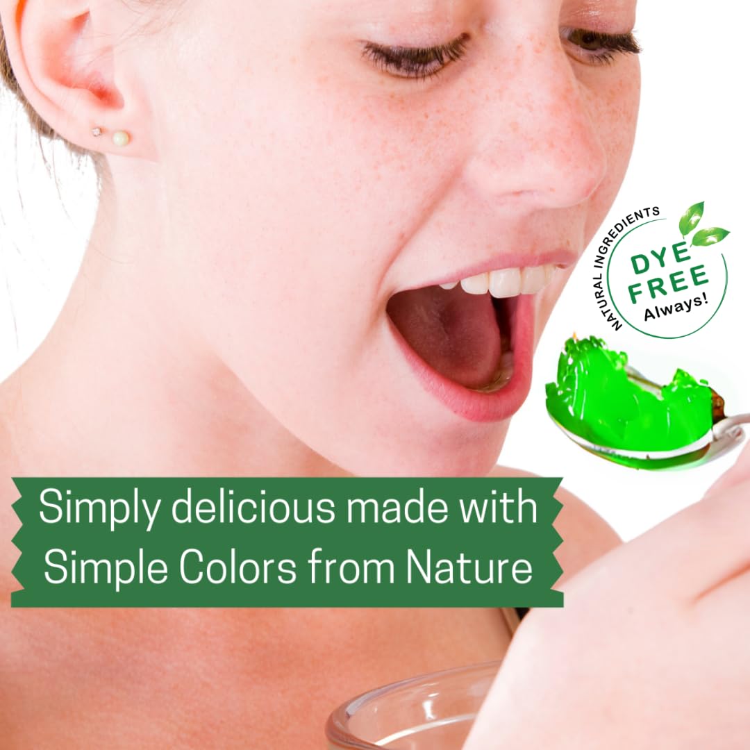 Simple Mixes lime gelatin dessert serving glass highlights smooth texture and bright flavor.