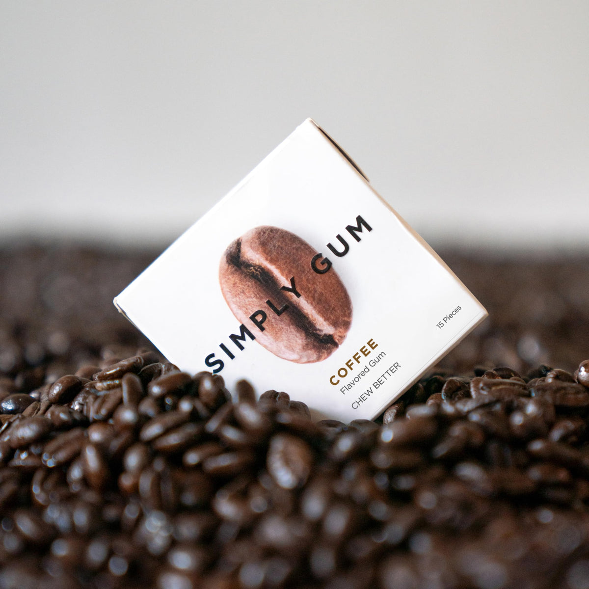 Close-up of SIMPLY Gum Coffee highlighting natural plant oil flavor.