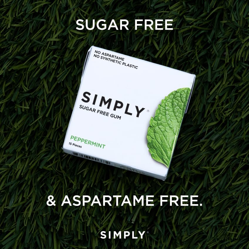 SIMPLY Gum daily-use scene shows convenient six-pack in bag.