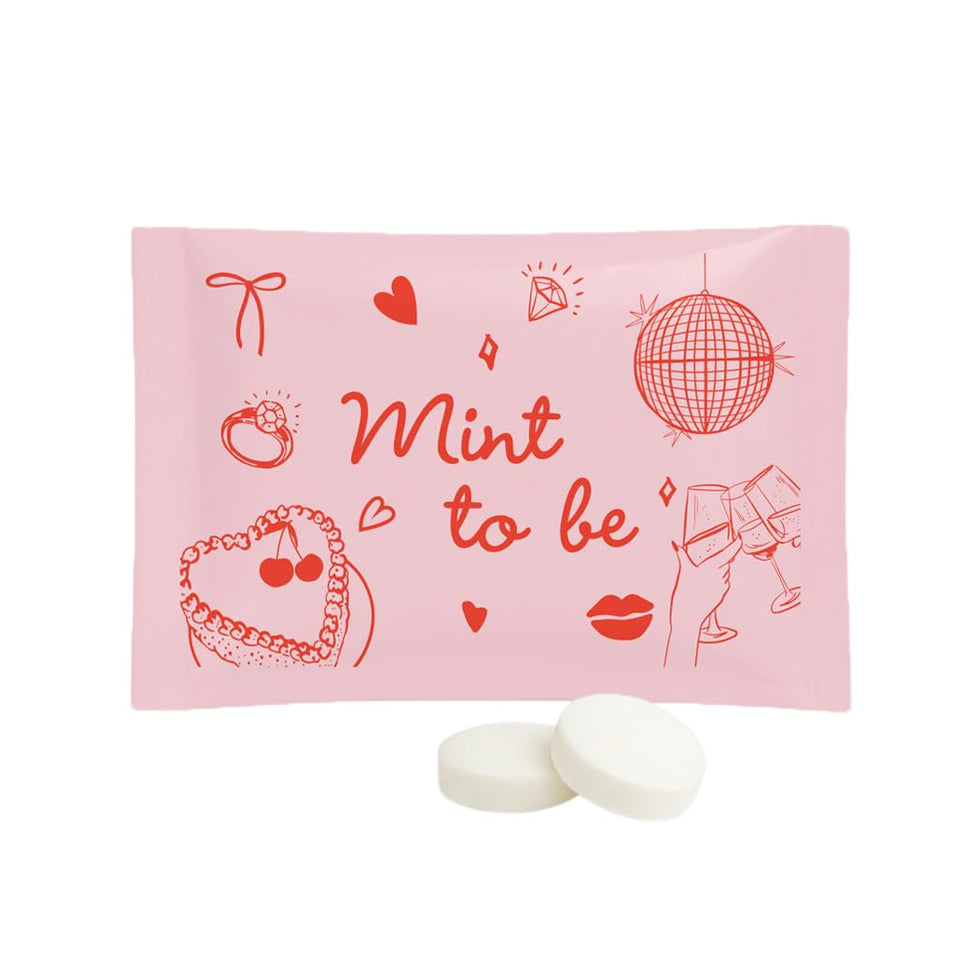 SIMPLY Peppermint Mint to Be packaging on a wedding table for an elegant favor display