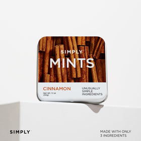 Simply Gum Simply Mints Cinnamon close-up highlights natural ingredients.