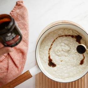 Simply Organic Vanilla Bean Paste sustainability message highlight fair sourcing.