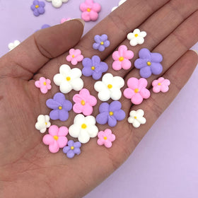 Simply Sucré mini edible roses ready-to-use for cupcakes and cookies