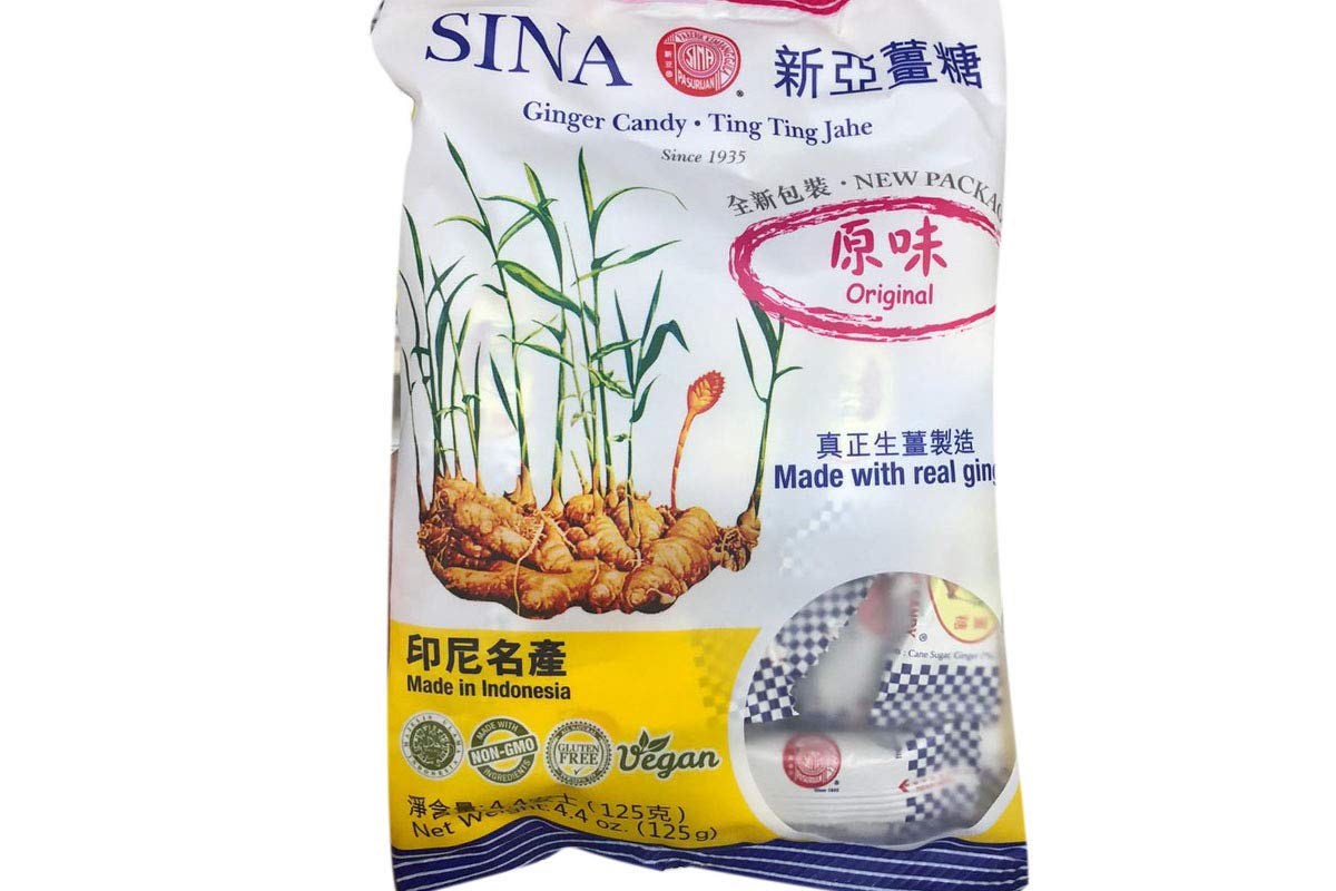SINA Ginger Candy Ting Ting Jahe Original, 125g pack, a zesty, refreshing bite for on-the-go snacking.
