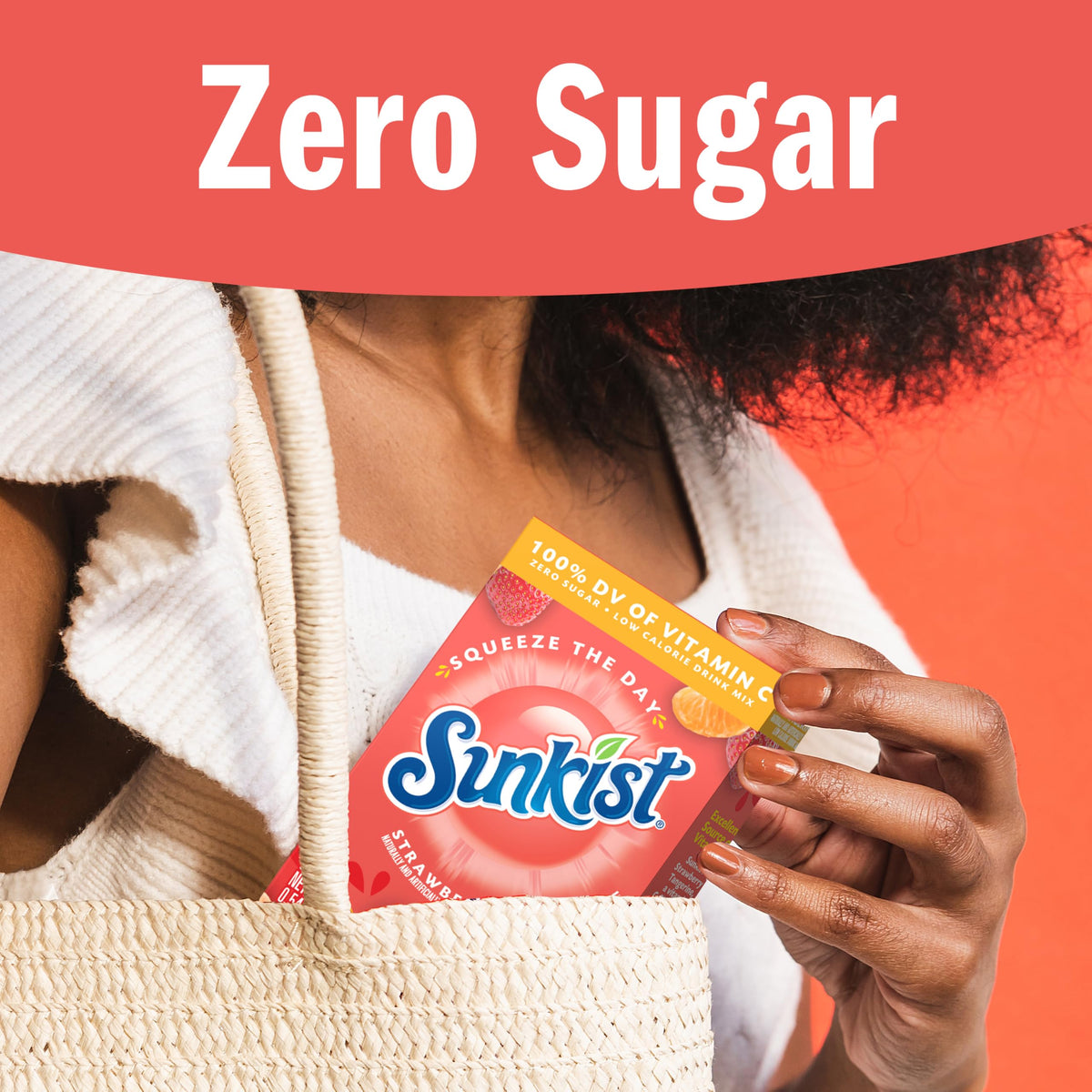 SINGLES TO GO! Sunkist box with six servings, ideal for travel and on-the-go hydration.