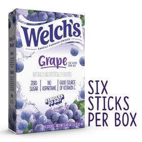 Welch's grape powder dissolves quickly in water for refreshment.