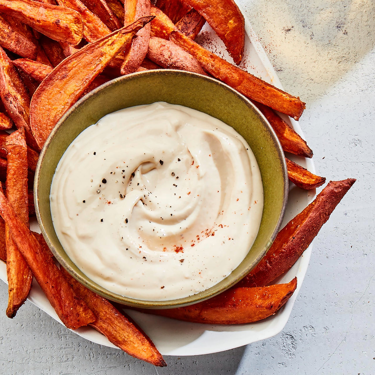Sir Kensington's mayo on a sandwich, ready for easy, flavorful assembly.