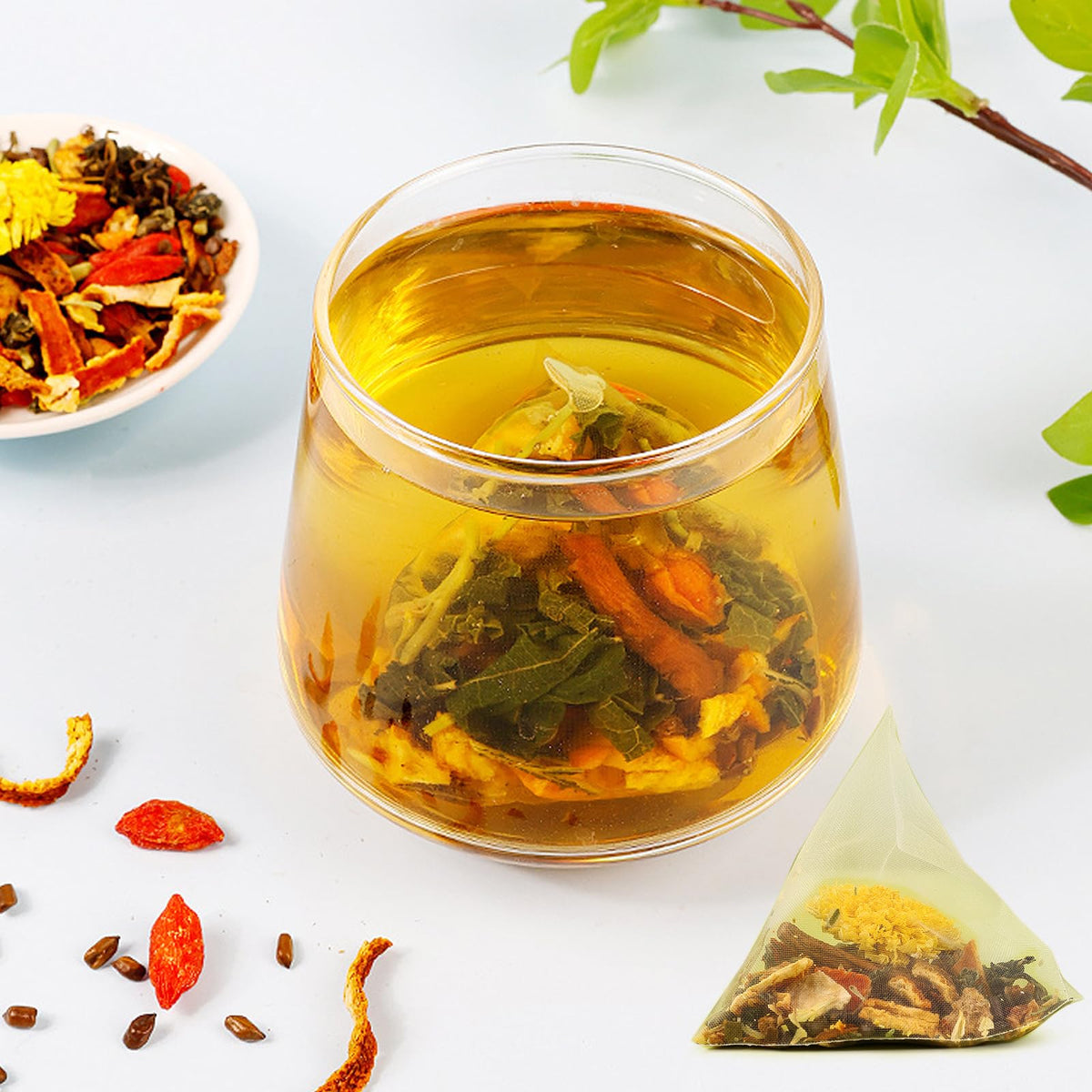 SIRDIKA Goji Berry Chrysanthemum Tea brew reveals a bright amber infusion.