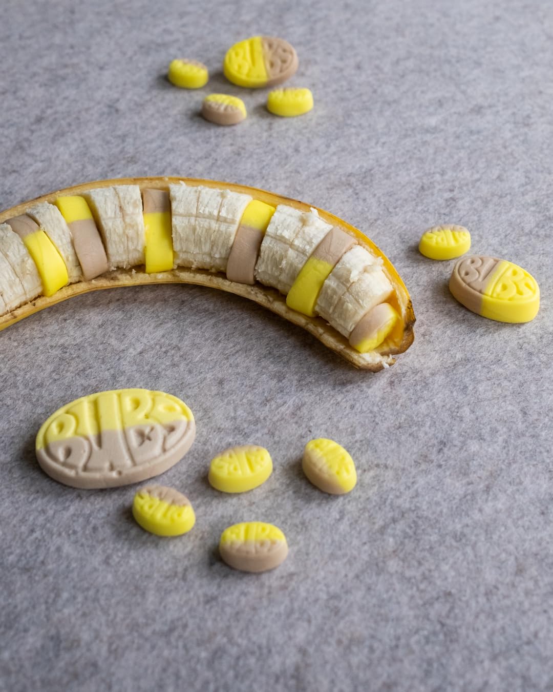 SkandyNova Banana Bubs with soft foam and tropical note
