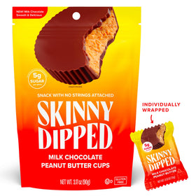 SKINNYDIPPED bite shot showcases a creamy center for a quick, satisfying treat.