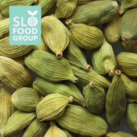 Slofoodgroup Cardamom baking scent close-up in kitchen