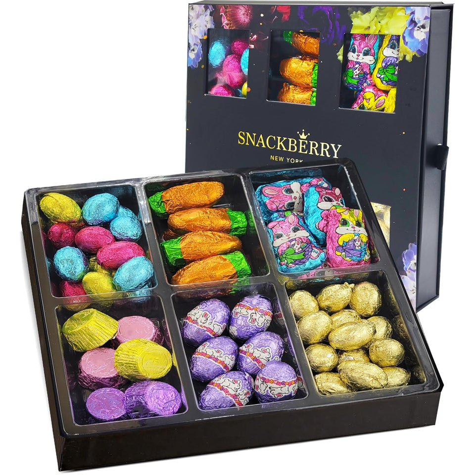Snackberry Easter platter with milk-chocolate-bunnies for festive sharing.