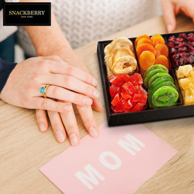 Snackberry healthy snack set for parties, easy to give.