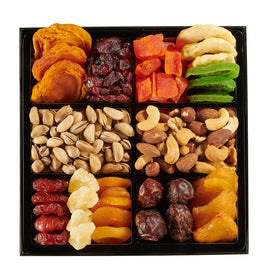 Snackberry table centerpiece snack platter invites guests to sample.