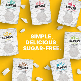 SNØ Lemon Xylitol Candy Chips bright lemon flavor for after-meal rituals.